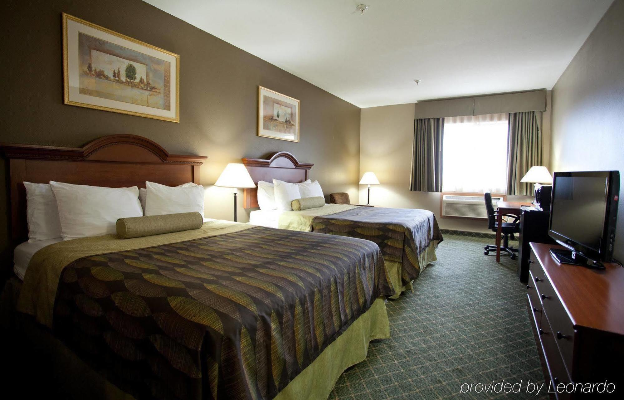 Best Western Plus Tulsa Inn & Suites מראה חיצוני תמונה